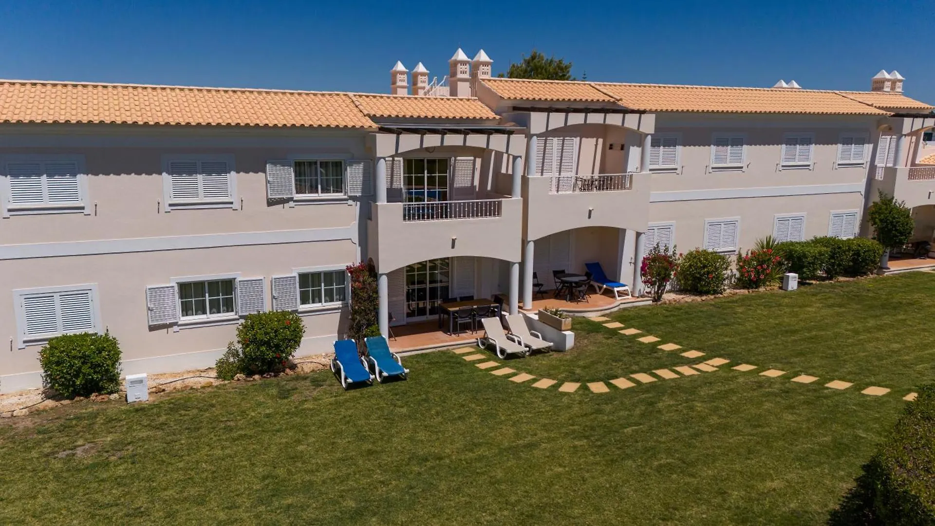 Apartamento no Condomínio Baia Village com Piscina Albufeira 0*,
