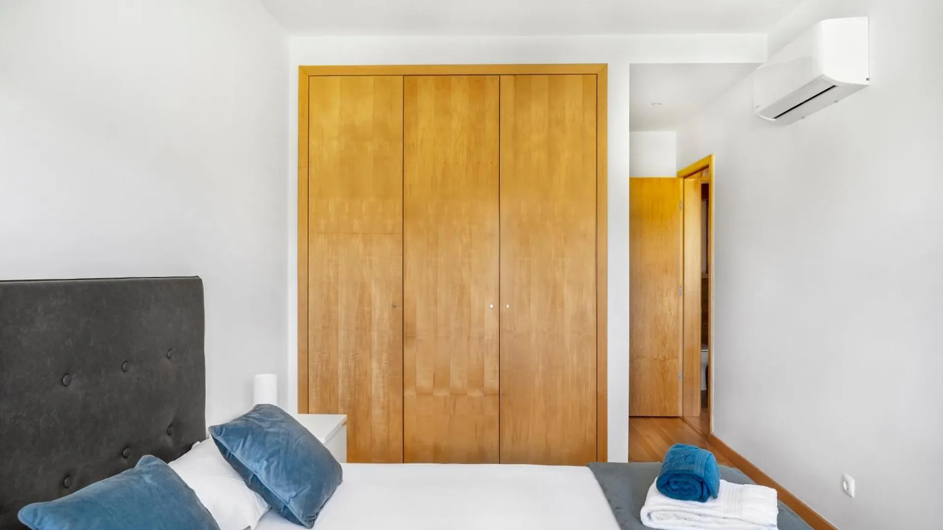 Apartamento no Condomínio Baia Village com Piscina Albufeira