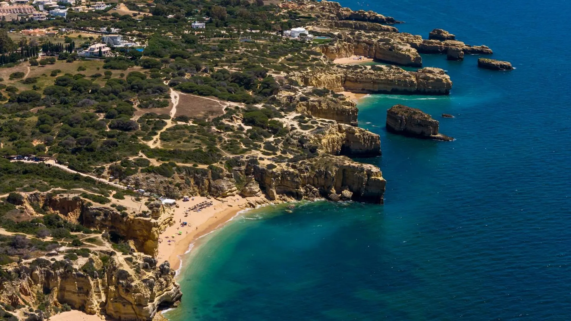 Apartamento no Condomínio Baia Village com Piscina Albufeira
